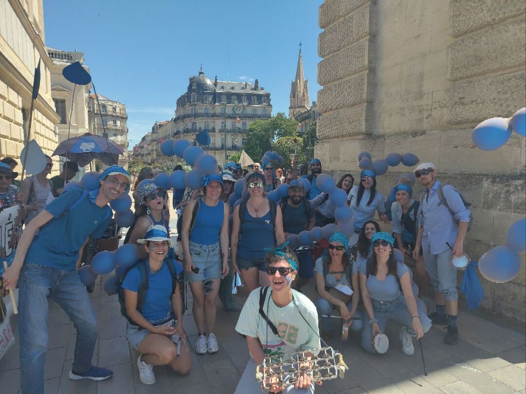 Photo couleur de La Battante à la manif de la Coord'Eau.